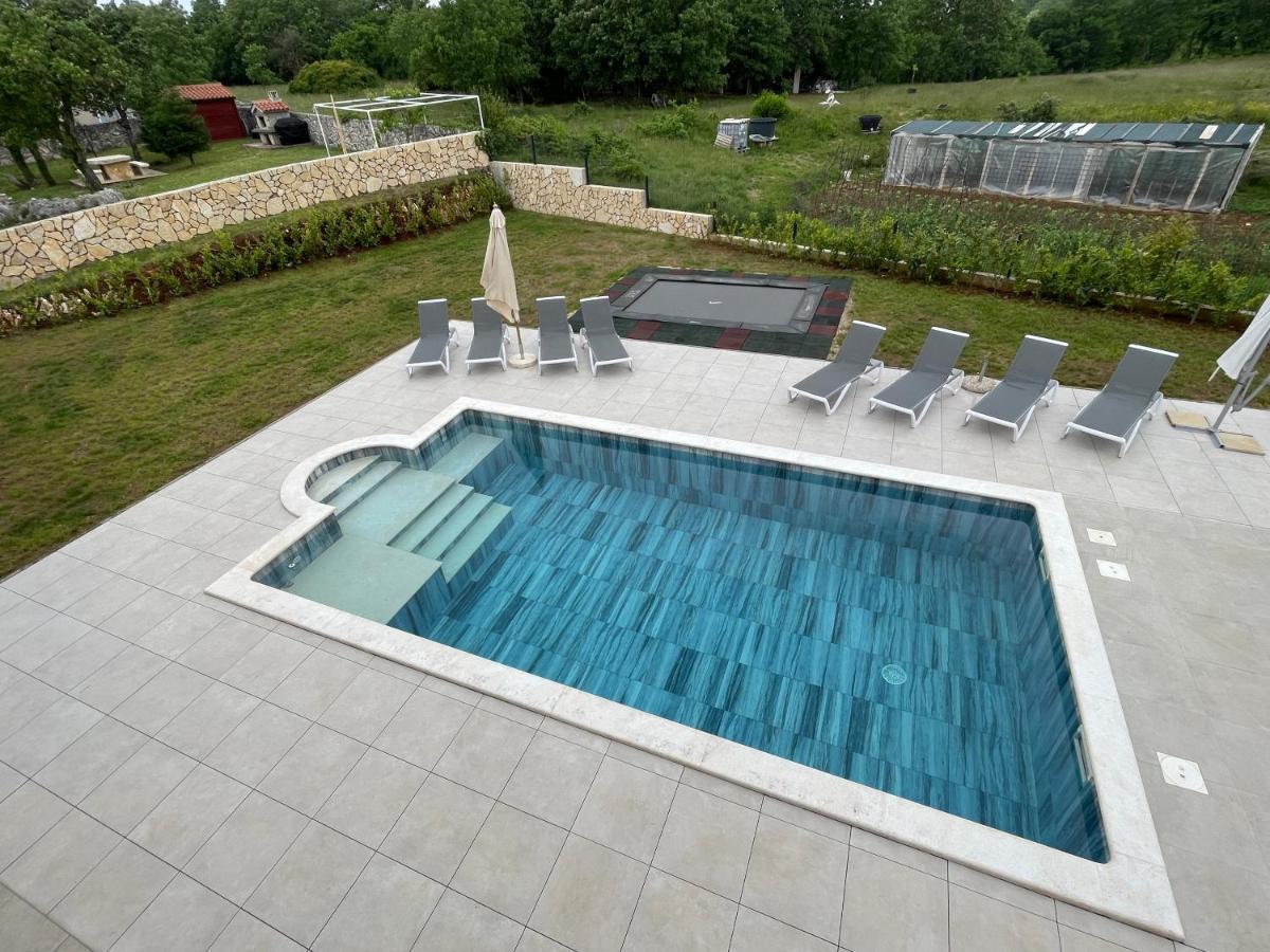 Villa Fluggi Near Labin Santalezi Ngoại thất bức ảnh